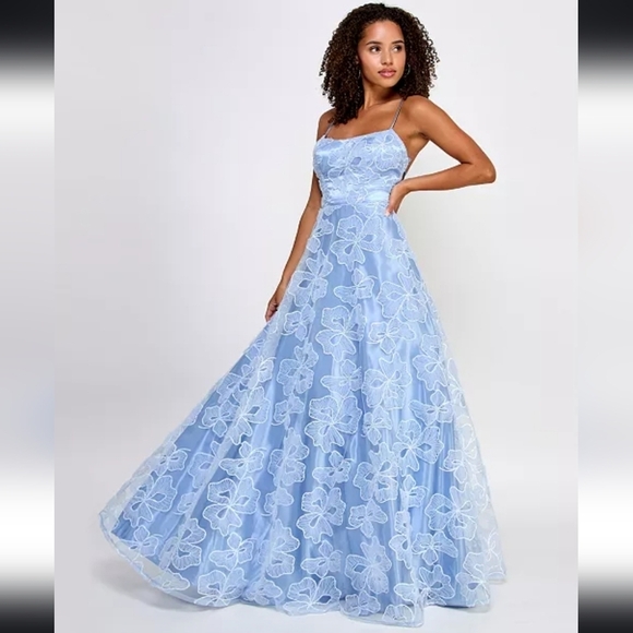 Say Yes Junior's Sequin-And-Lace Strappy Ball Gown in Sky Blue - Picture 1 of 14